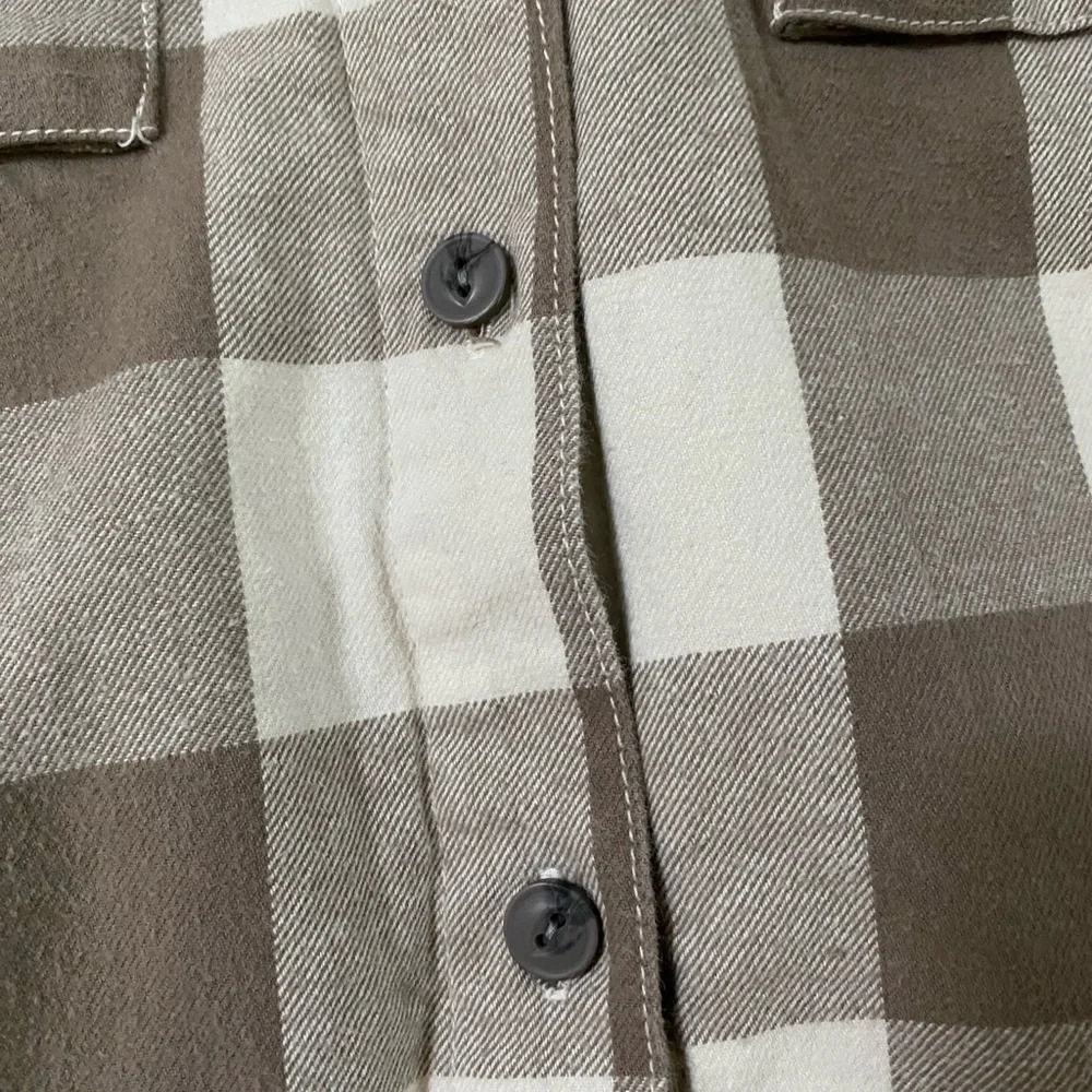 Mountain Hardware Button Up Jacket - Picture 4 of 6